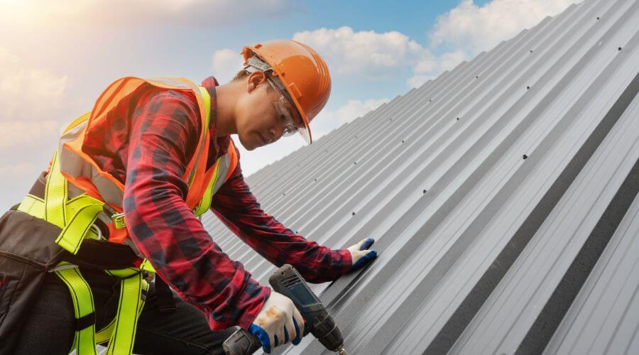 Owens Corning roofing contractor in Daleville, IN